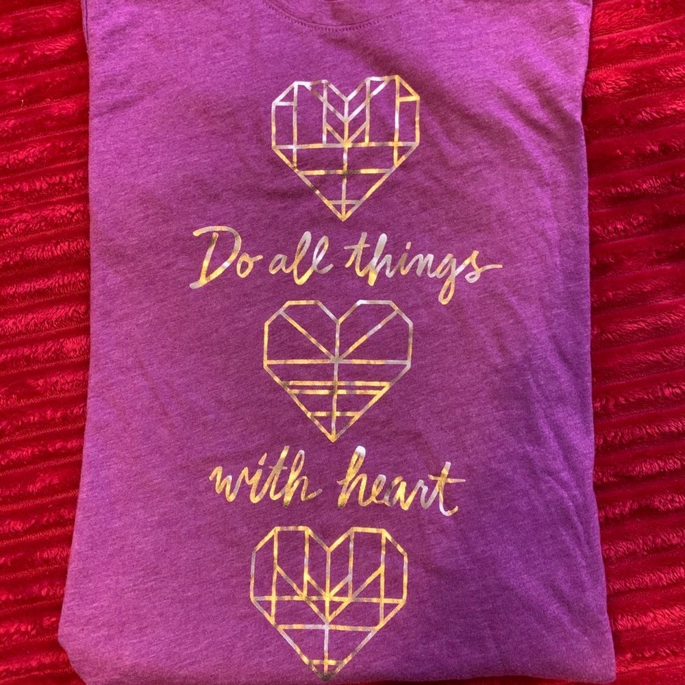 Girls graphic tee. Great condition